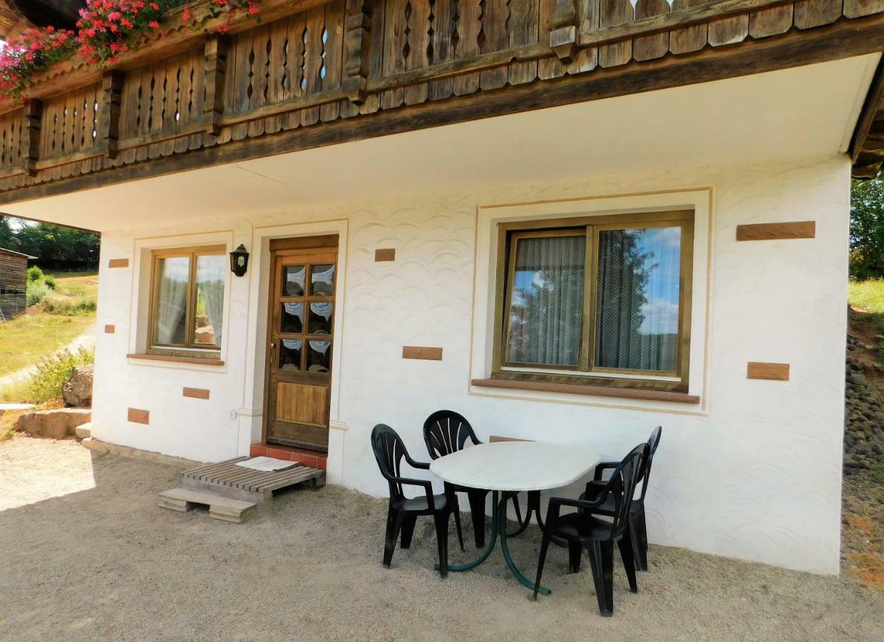 Blockhaus-Ferienpark Eisenschmitt Bagian luar foto