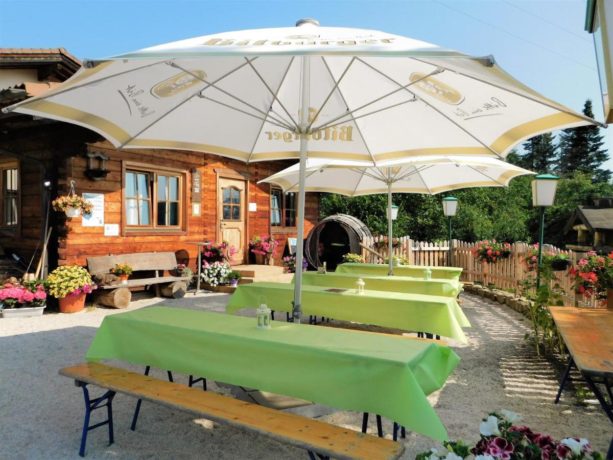 Blockhaus-Ferienpark Eisenschmitt Bagian luar foto
